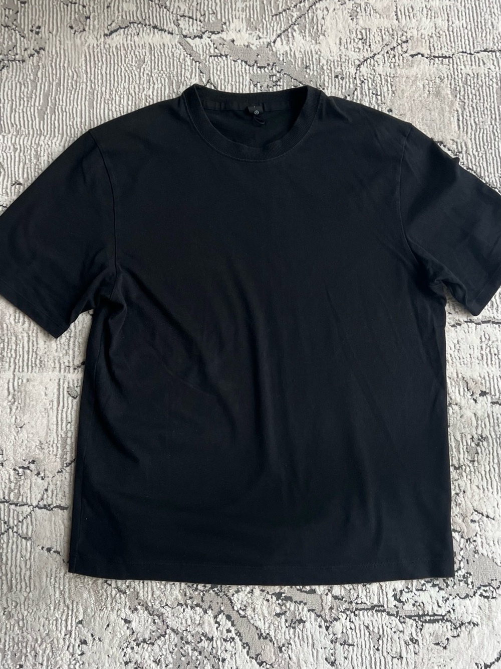lululemon athletica Black Crew Neck Short-Sleeve Shirt